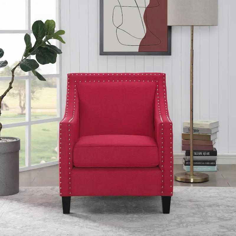 Fauteuil décontracté avec garniture cloutée chromée